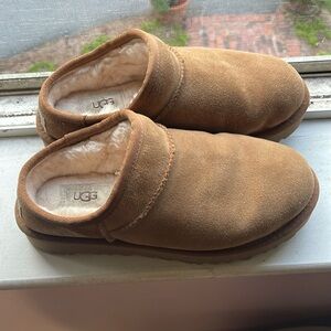 UGG Classic Slipper